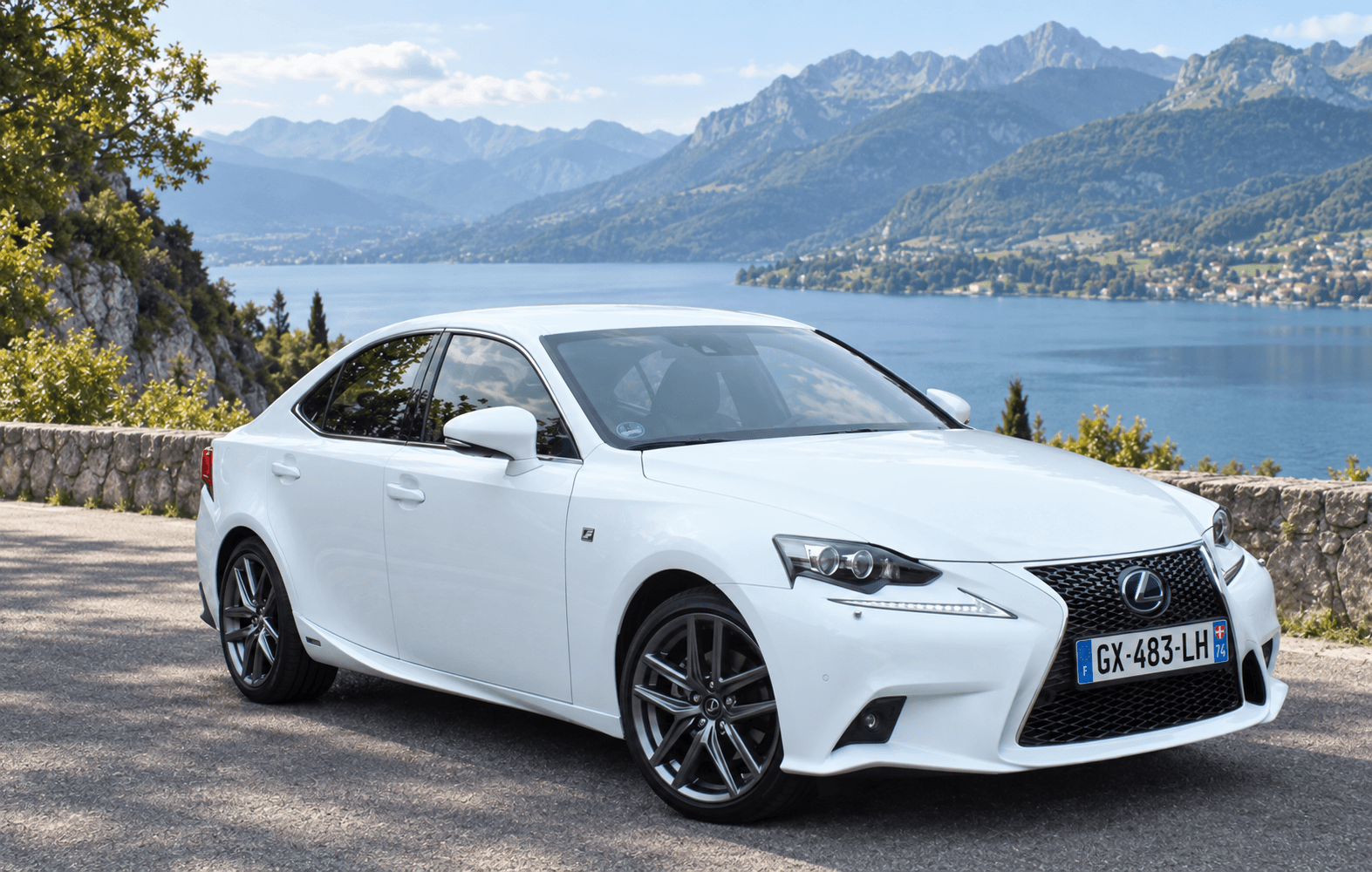 lexus