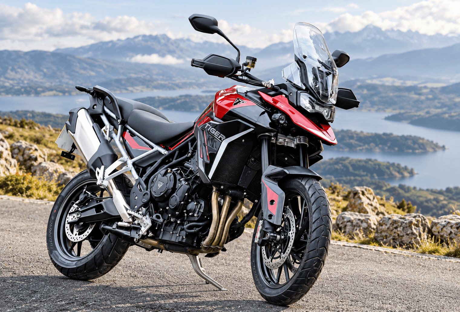 triumph tiger 900